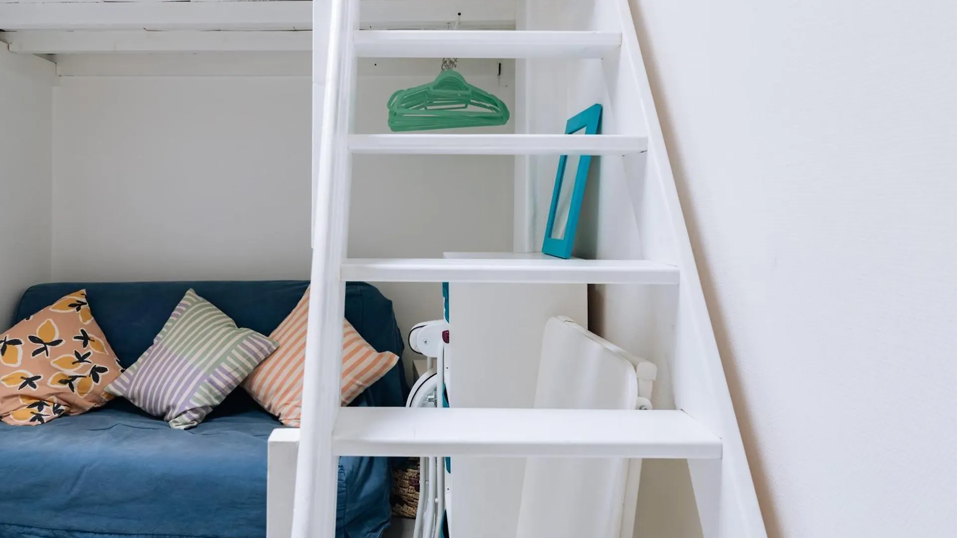Chic Studio Apartment For 3 - La Villette! 巴黎